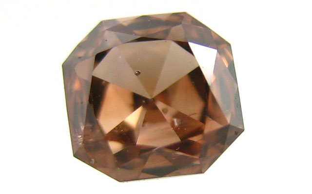 ナチュラルピンクブラウンダイヤモンド画像