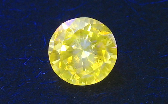 天然(ナチュラル)ファンシーオレンジイエローダイヤモンド natural fancy orange yellow diamond画像