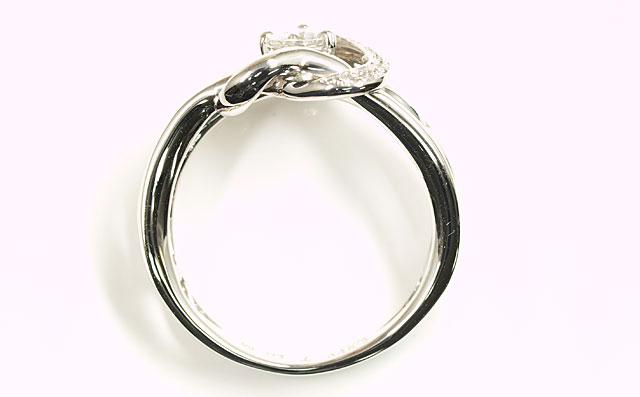 ダイヤモンドリング(指輪)