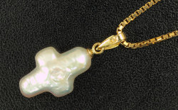 クロスパール(淡水真珠)ルース(裸石)12月27日の誕生日石