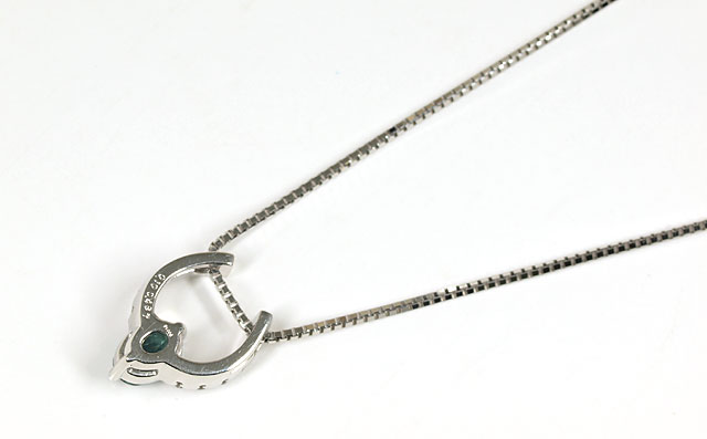 アレキサンドライトペンダントネックレス