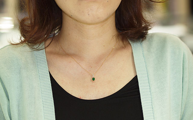 グリーンガーネット