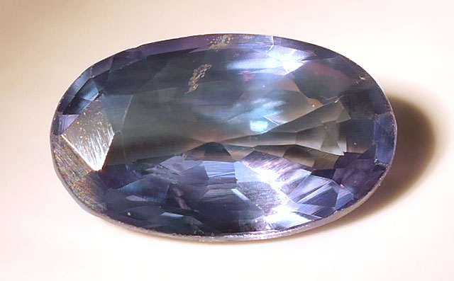 アレキサンドライトルース