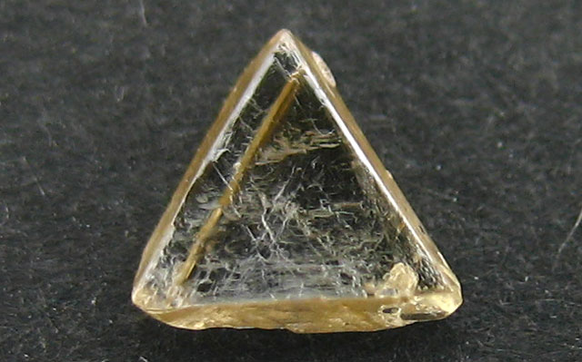 マクル・ダイヤモンド原石ルース画像