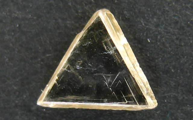 マクル・ダイヤモンド原石ルース画像