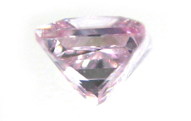 ピンクダイヤモンド ルース 0.131ct 【儚い桜のような純情なピンクダイヤです】 ピンクダイヤモンド、カラーダイヤ ジュエリー専門店