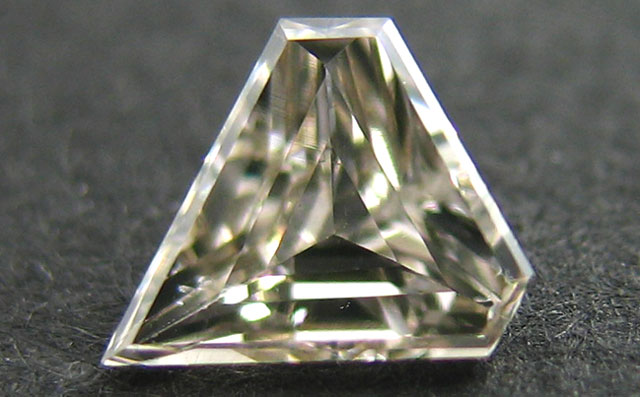 ブラウンダイヤモンド