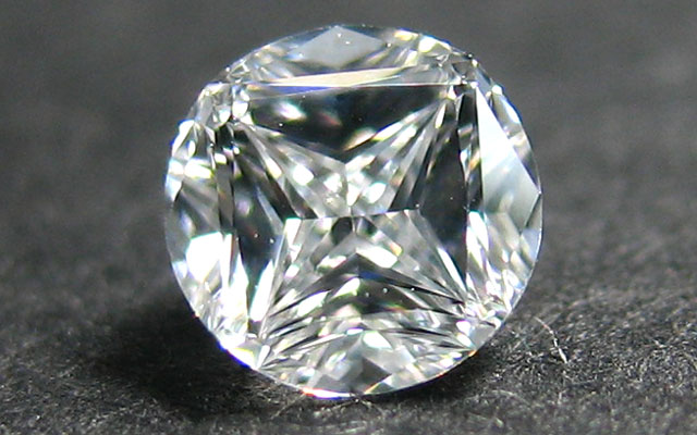 レアシェイプダイヤモンド画像
