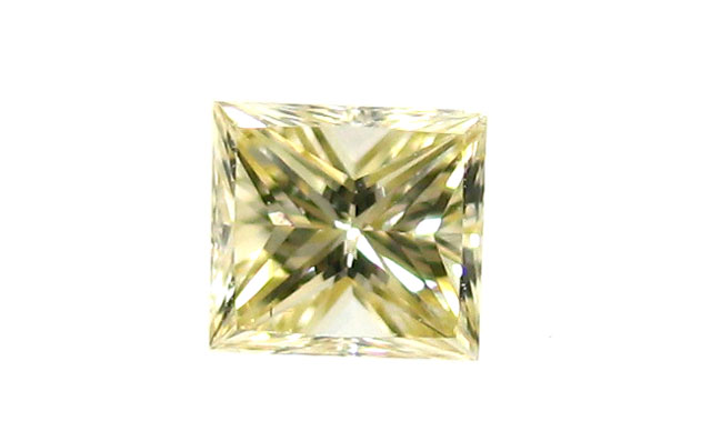 天然(ナチュラル)イエローダイヤモンド natural fancy light yellow diamond画像