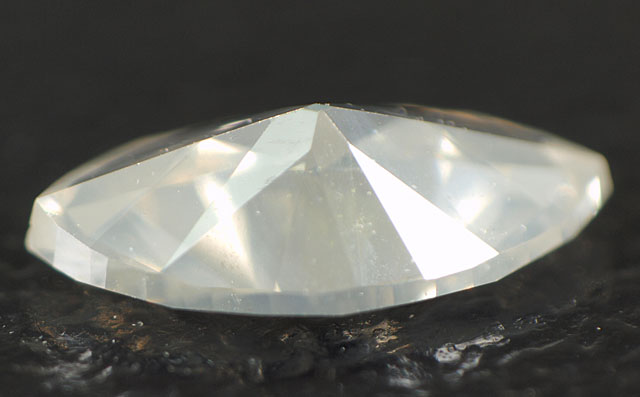ダイヤモンド ルース(裸石) 0.158ct 【蛍光性が黄緑色系の