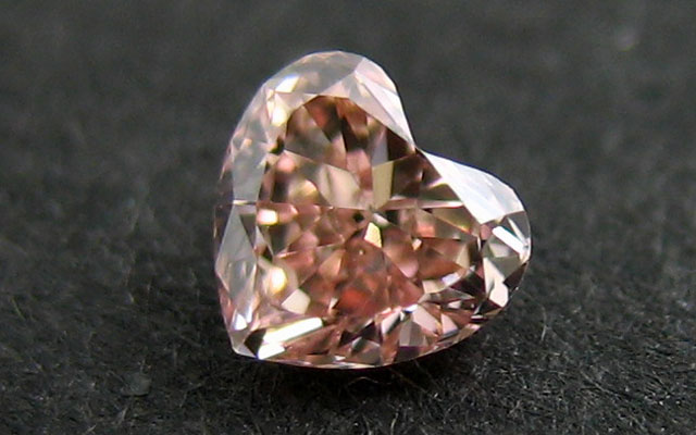 ハートシェイプピンクダイヤモンドルース画像