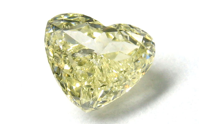 ハートシェイプカットイエローダイヤモンドルース画像