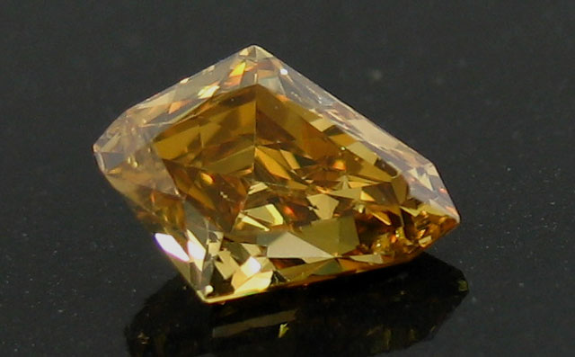 天然（ナチュラル）カイト・カット(カイト・シェイプ)ダイヤモンド ルース画像