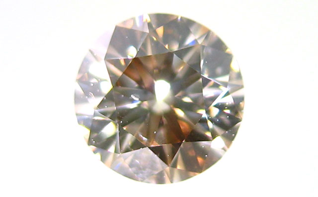 ナチュラルファンシーバイカラーダイヤモンド画像