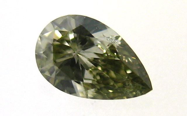 天然カメレオンダイヤモンド画像　（イエローダイヤモンド）