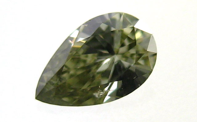 天然カメレオンダイヤモンド画像　（イエローダイヤモンド）