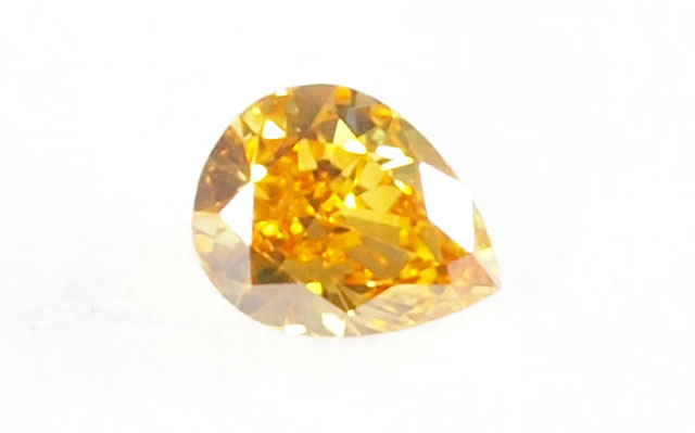 天然(ナチュラル)オレンジ・イエローダイヤモンド画像