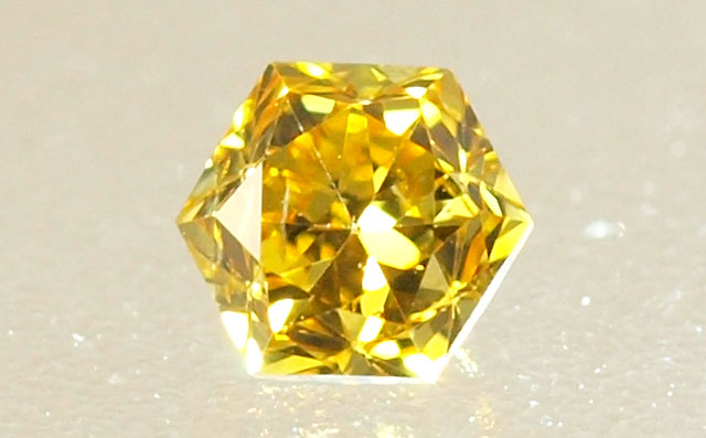 イェローダイヤモンドルース/ F.L.G.G.YELLOW/ 0.365 ct.