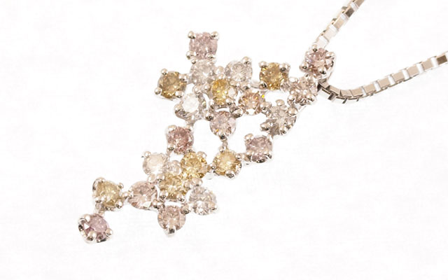 ピンク・イエロー・ブラウンダイヤモンドペンダントトップ