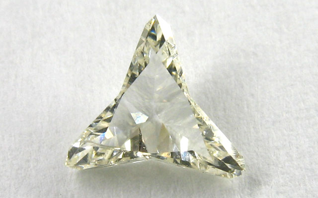 ダイヤモンド ルース 0.241ct 【 三ツ星型のレアな形状です 】 ピンクダイヤモンド、カラーダイヤ ジュエリー専門店 TANO