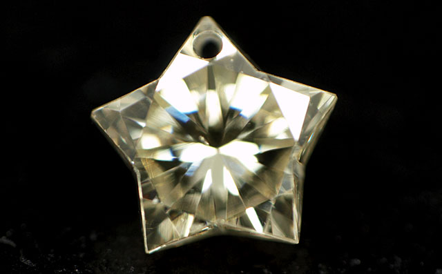 スターブリリアントカット(星型)ダイヤモンド画像