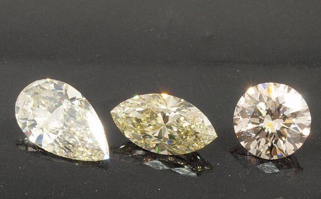 (イエロー)ダイヤモンド ルース 1.003ct 【 場面の大きい、かつテリのある筋の良いダイヤモンドです。VS-1 】 ピンクダイヤモンド