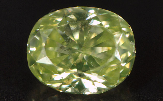 イエローグリーンダイヤモンド