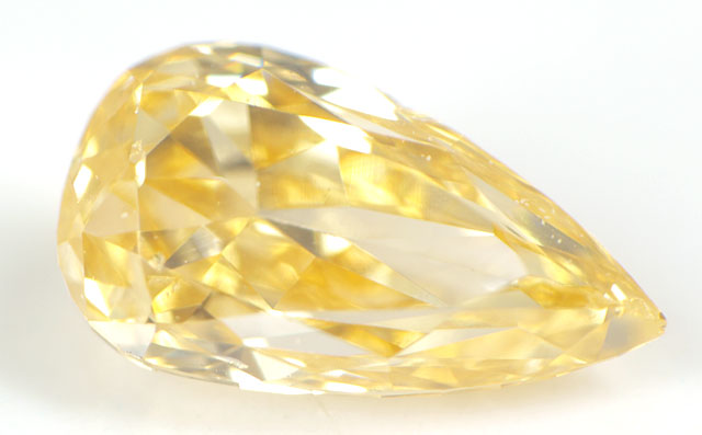 天然(ナチュラル)オレンジイエローダイヤモンド画像