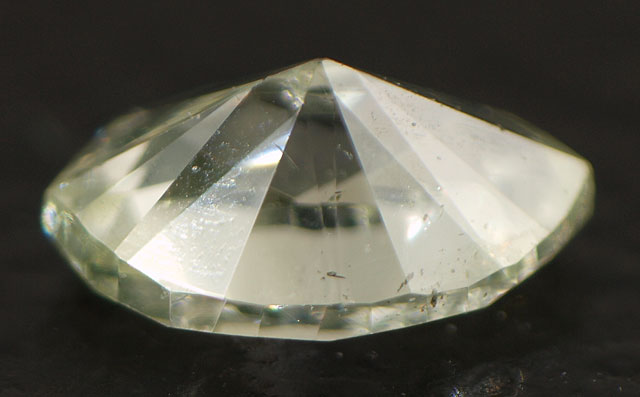 グリーンダイヤモンド ルース 0.046ct 【 小さな小さな、淡い淡いダイヤです。 】 ピンクダイヤモンド、カラーダイヤ ジュエリー専門店