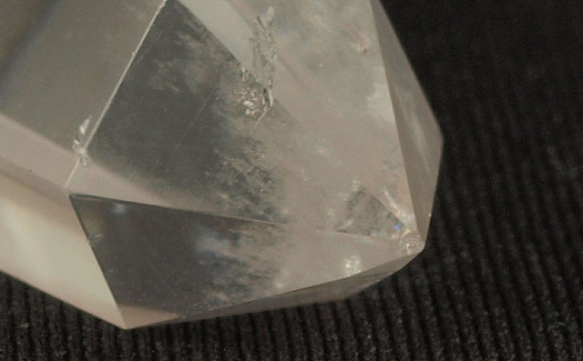 水晶ポイント画像