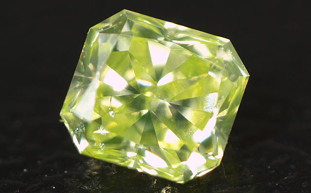 グリーンダイヤモンド ルース 0.147ct, Fancy Yellow Green, SI-1 ...