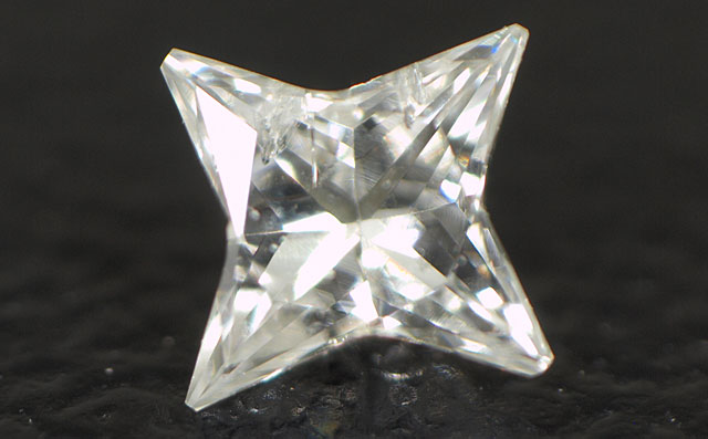 スター・モディファイド・ブリリアント・カットダイヤモンド ルース画像