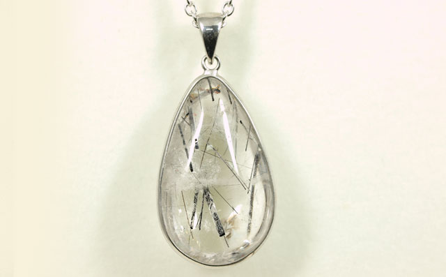 トルマリンレイテッド・クォーツ