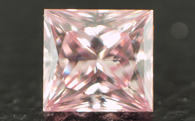 ピンクダイヤモンドルース画像