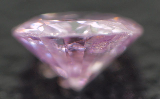 パープルダイヤモンド ルース 0.081ct, Fancy Pinkish Purple, I2, 中央宝石研究所ソーティング袋付 ピンク