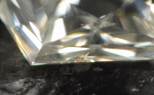 六角形(ヘキサゴナル・モディファイド・ブリリアント・カット)ダイヤモンド画像