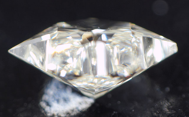 ダイヤモンド ルース 0.328ct 【スター・モディファイド・ブリリアント・カット 六芒星 ( 別名 : ダビデスター、ダビデの星 )】K