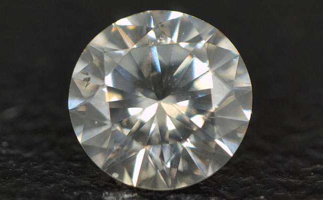 天然グレーダイヤモンド ルース(裸石) 0.202ct, Light Yellowish Gray(ライトイエローイッシュグレー), SI-2