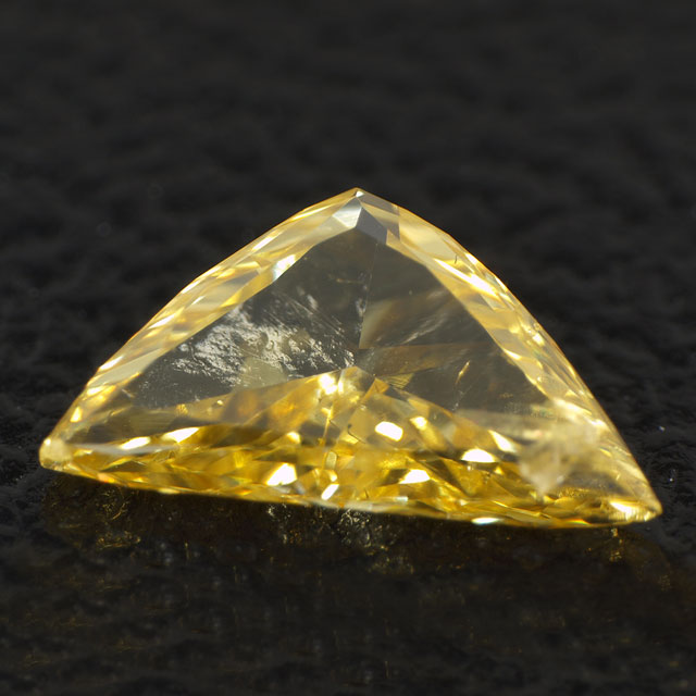 天然(ナチュラル)イエローダイヤモンド画像