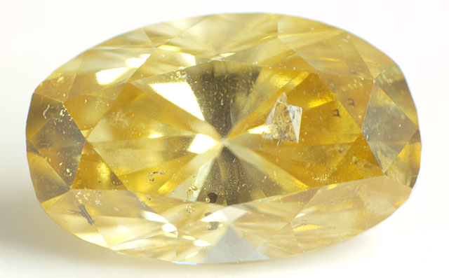 天然ほぼ正八面体ダイヤモンド結晶入りダイヤモンド画像