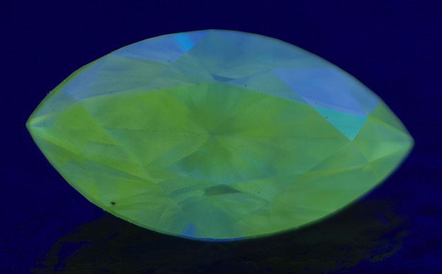 マーキースシェイプダイヤモンドルース画像