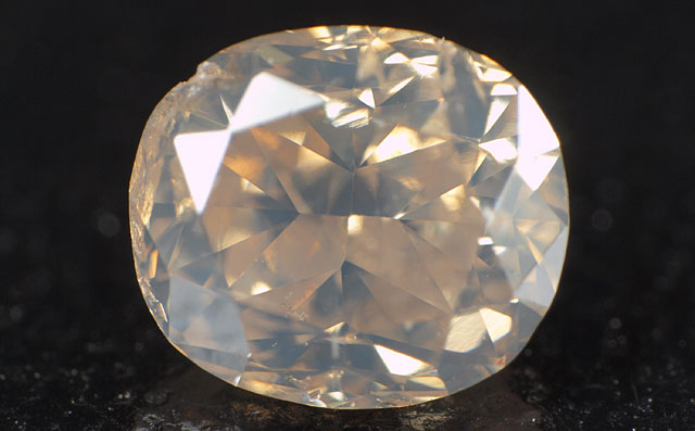 天然(ナチュラル)ブラウンダイヤモンド画像
