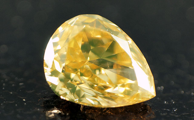 天然(ナチュラル)イエローダイヤモンド画像