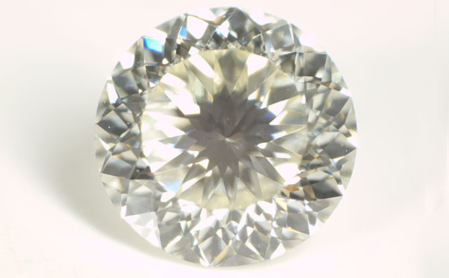 114面体カットダイヤモンド画像