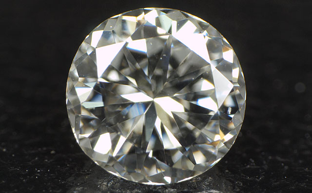 106面体カットダイヤモンド画像