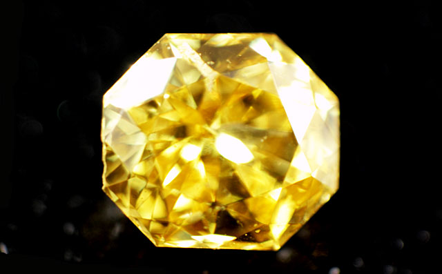 天然(ナチュラル)イエローダイヤモンド画像