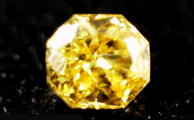 天然(ナチュラル)イエローダイヤモンド画像