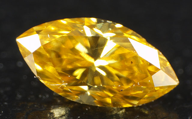 天然(ナチュラル)イエローダイヤモンド画像