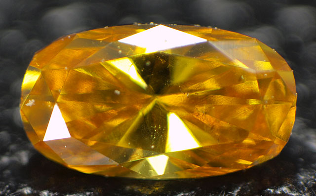 インテンスイエローダイヤモンドルース画像