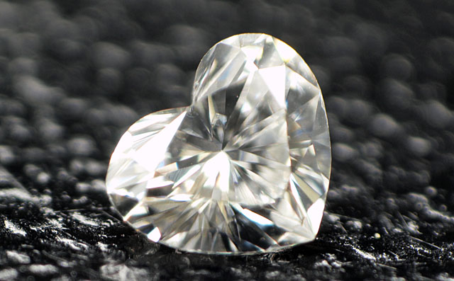 ダイヤモンドルース画像